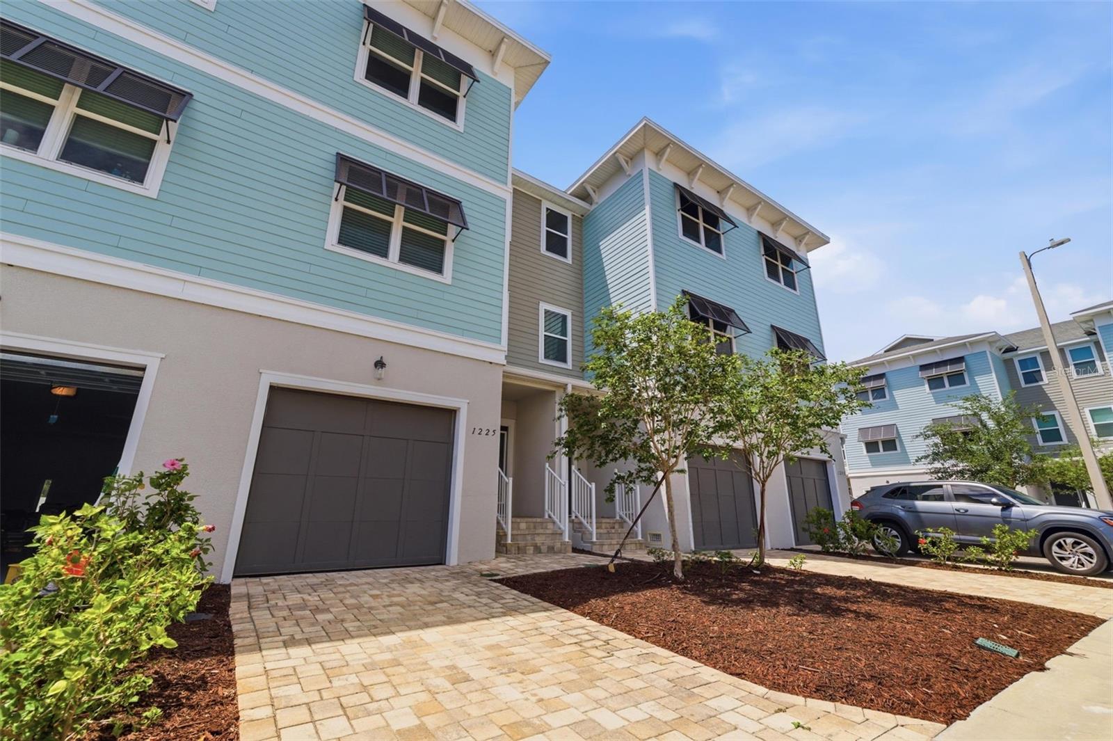 Photo 7 of 1225 SAVONA DR NE