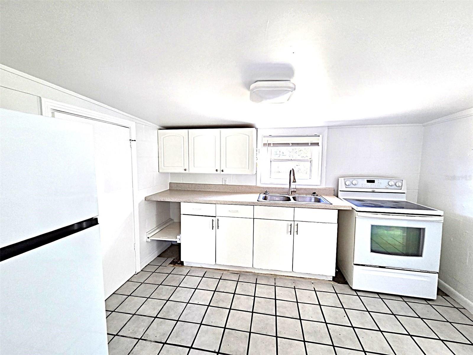 Photo 7 of 360 5TH AVE NW
