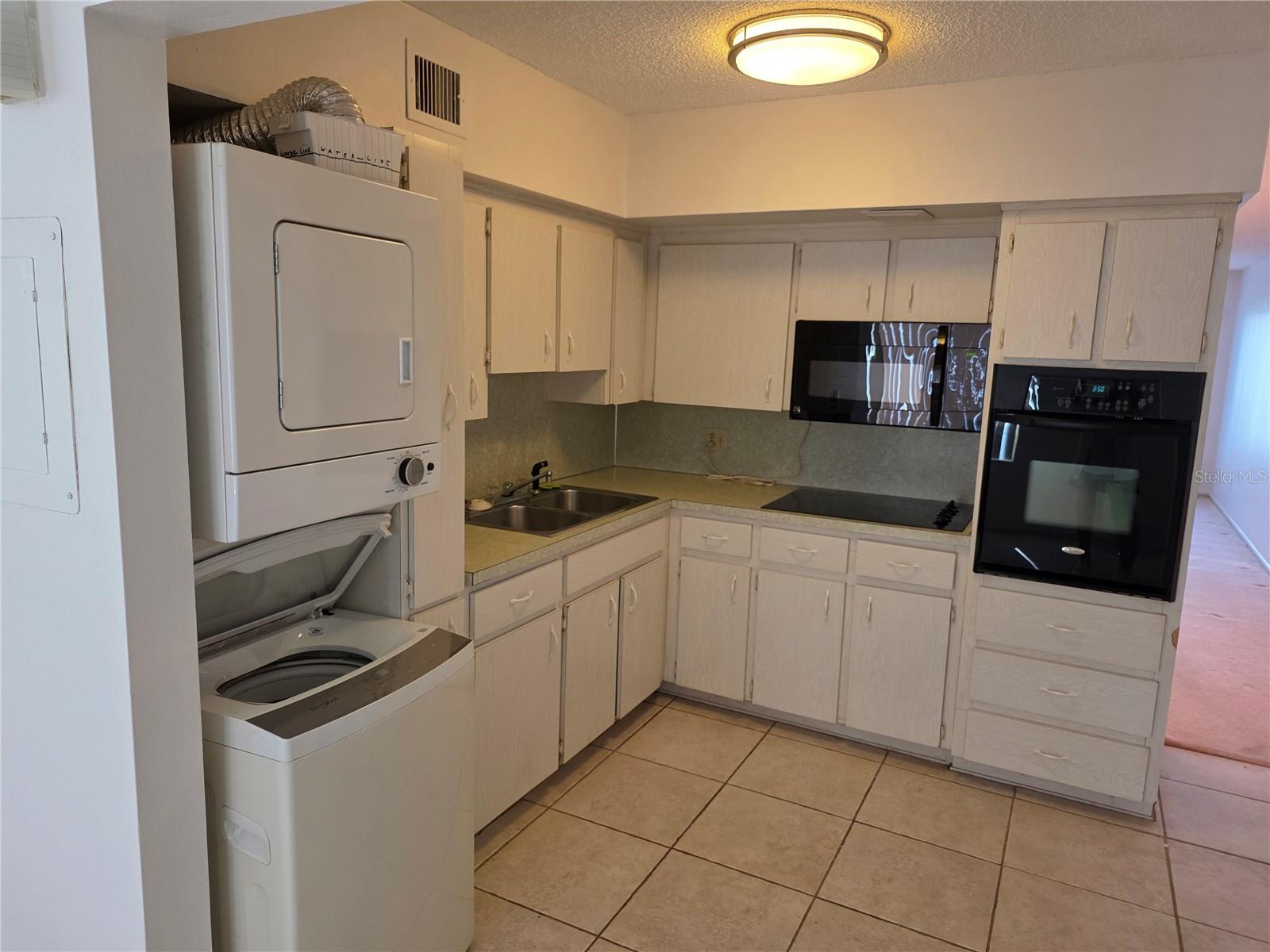 Photo 7 of 2405 FRANCISCAN DR #11