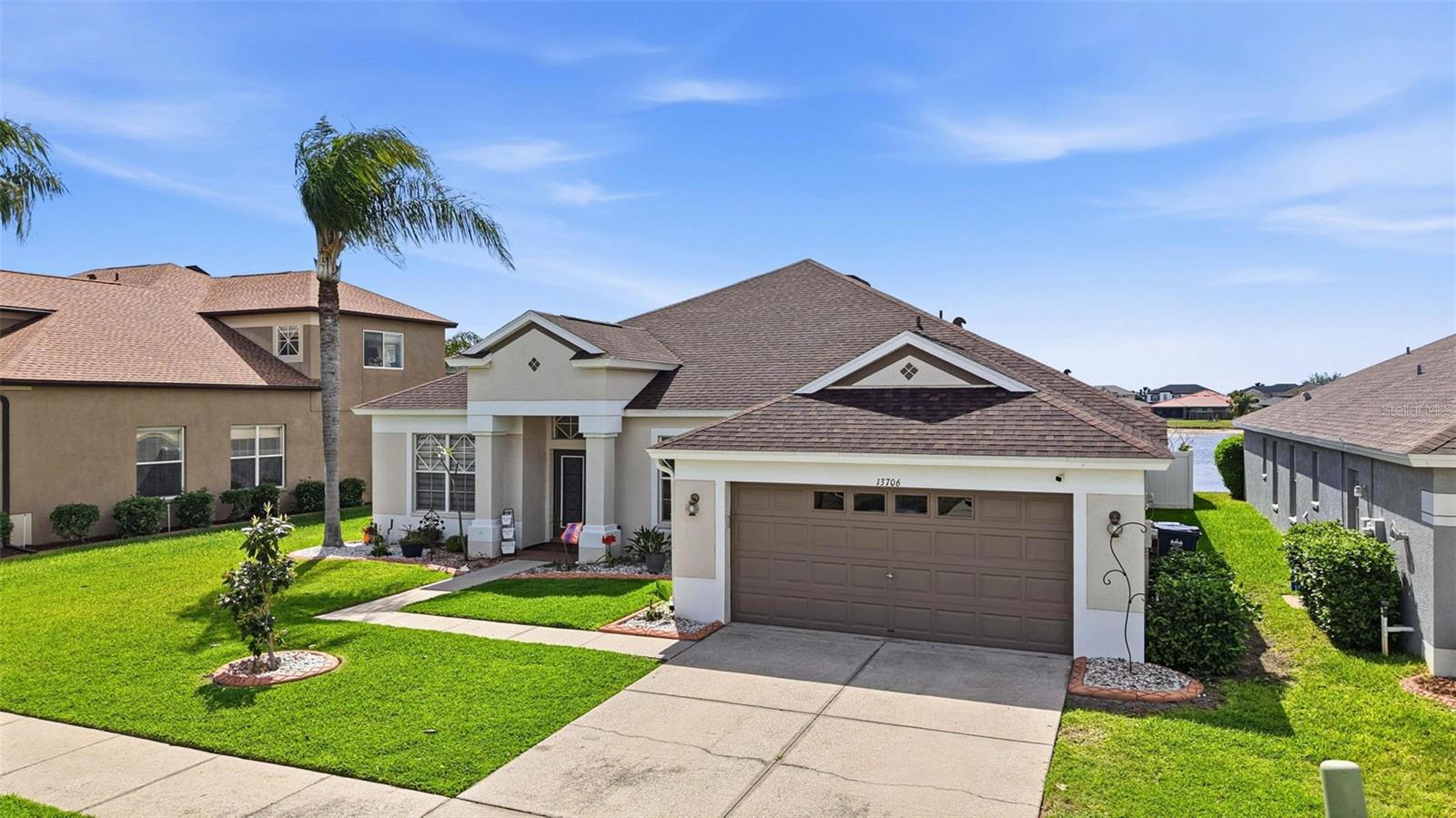 Photo 4 of 13706 ARTESA BELL DR