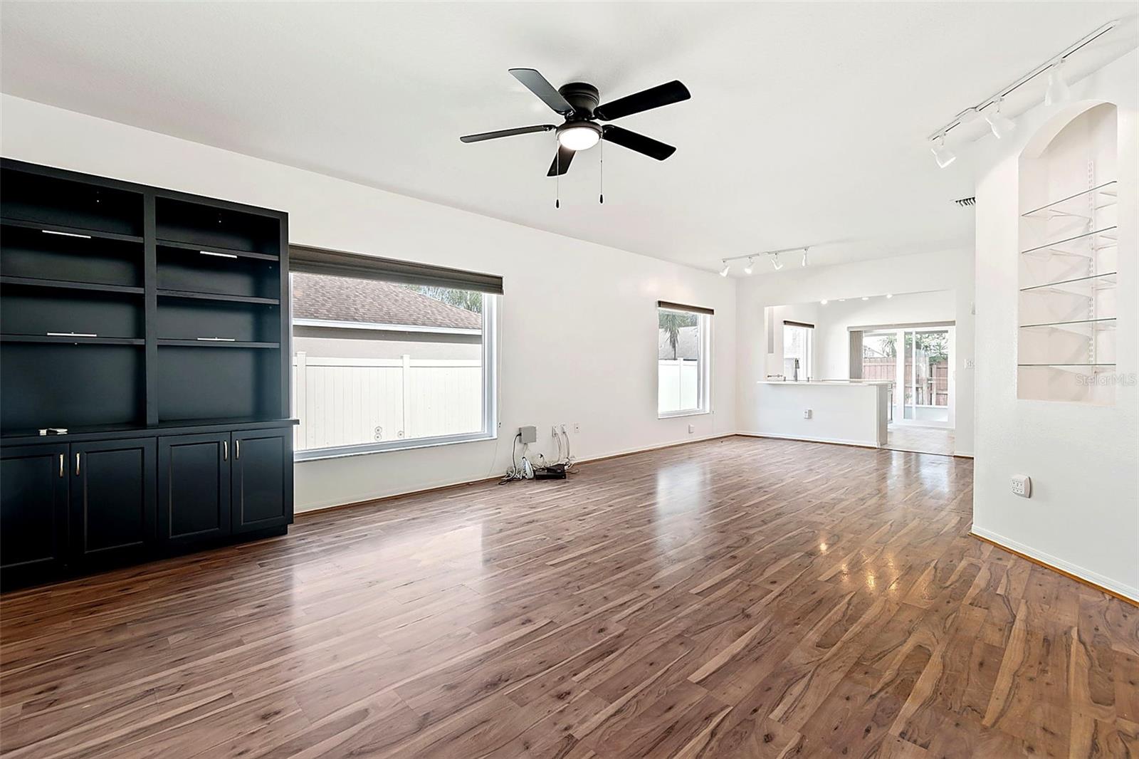 Photo 3 of 5311 WATSON RD