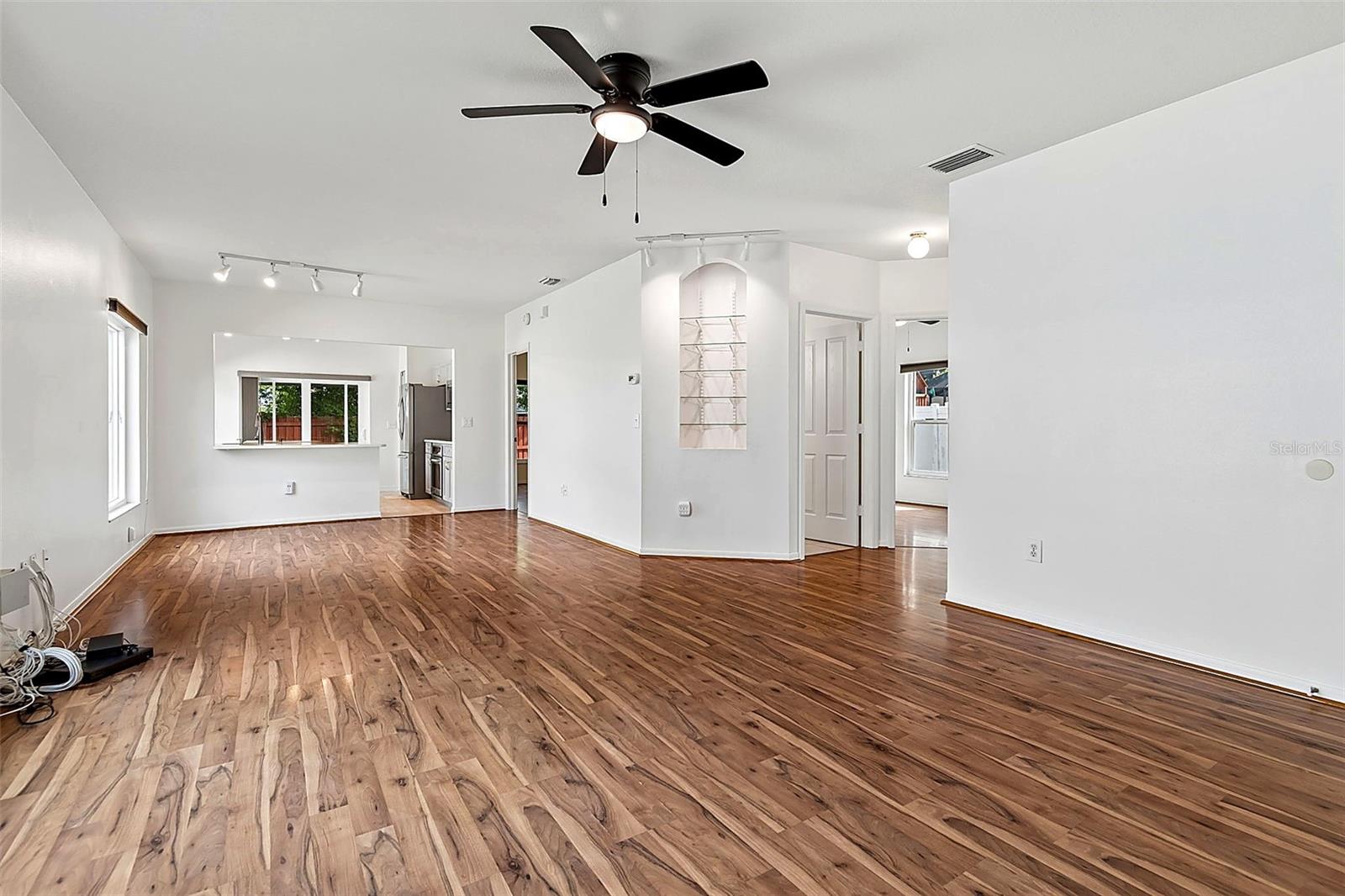 Photo 4 of 5311 WATSON RD