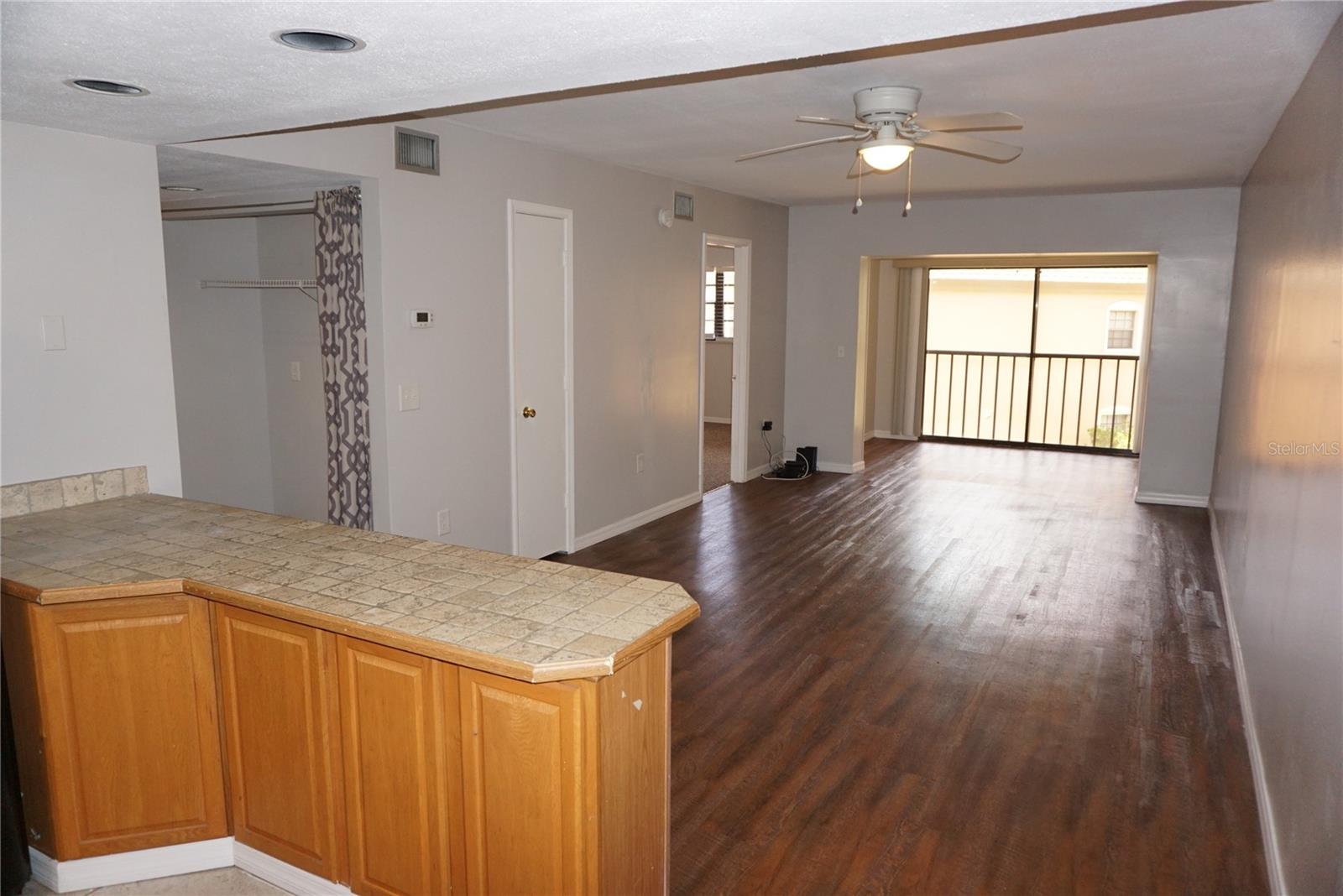 Photo 3 of 12900 VONN RD #B201