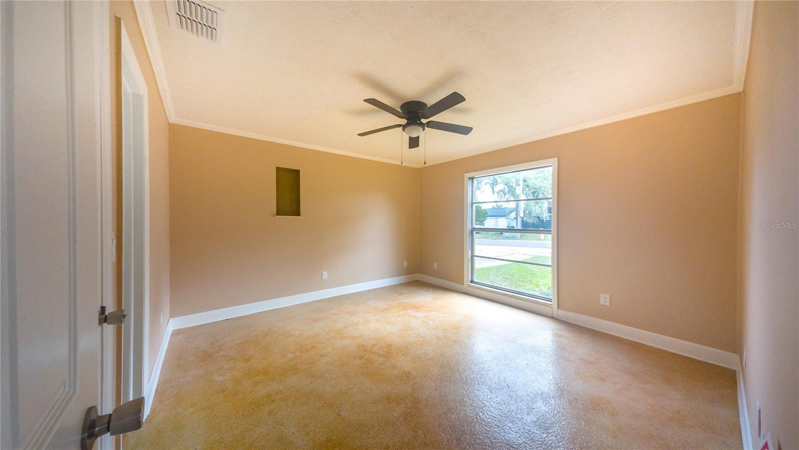 Photo 3 of 3320 LAS BRISAS DR