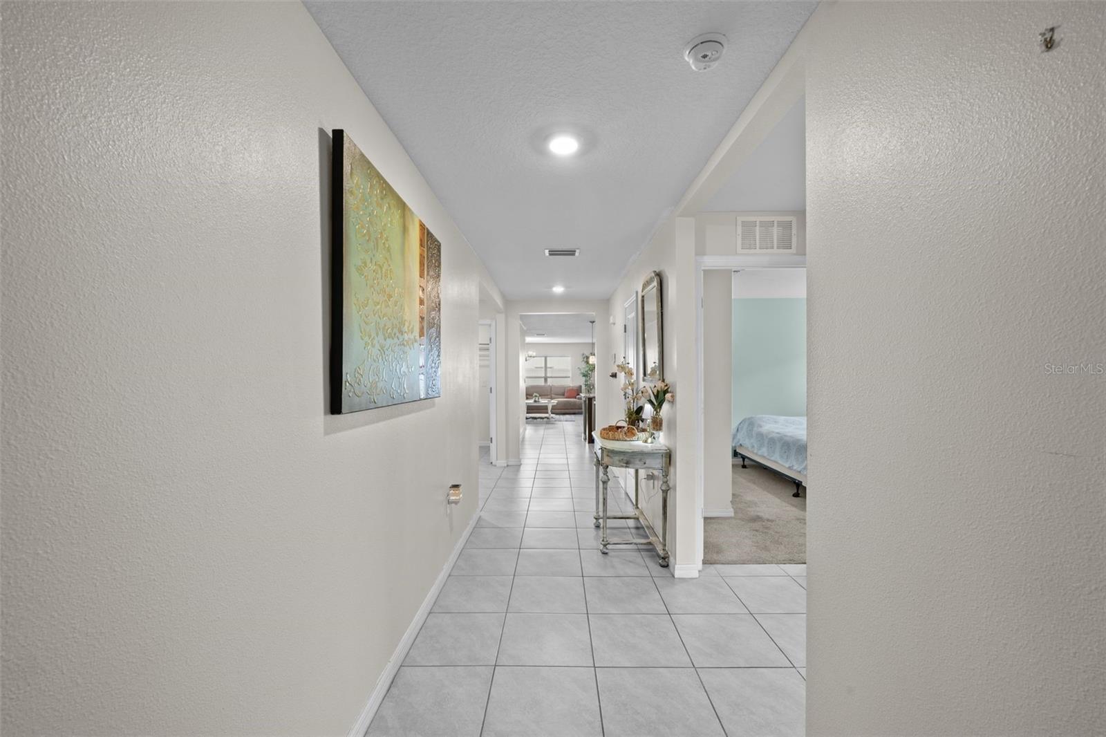 Photo 3 of 16742 SUNBURST LAKE ST