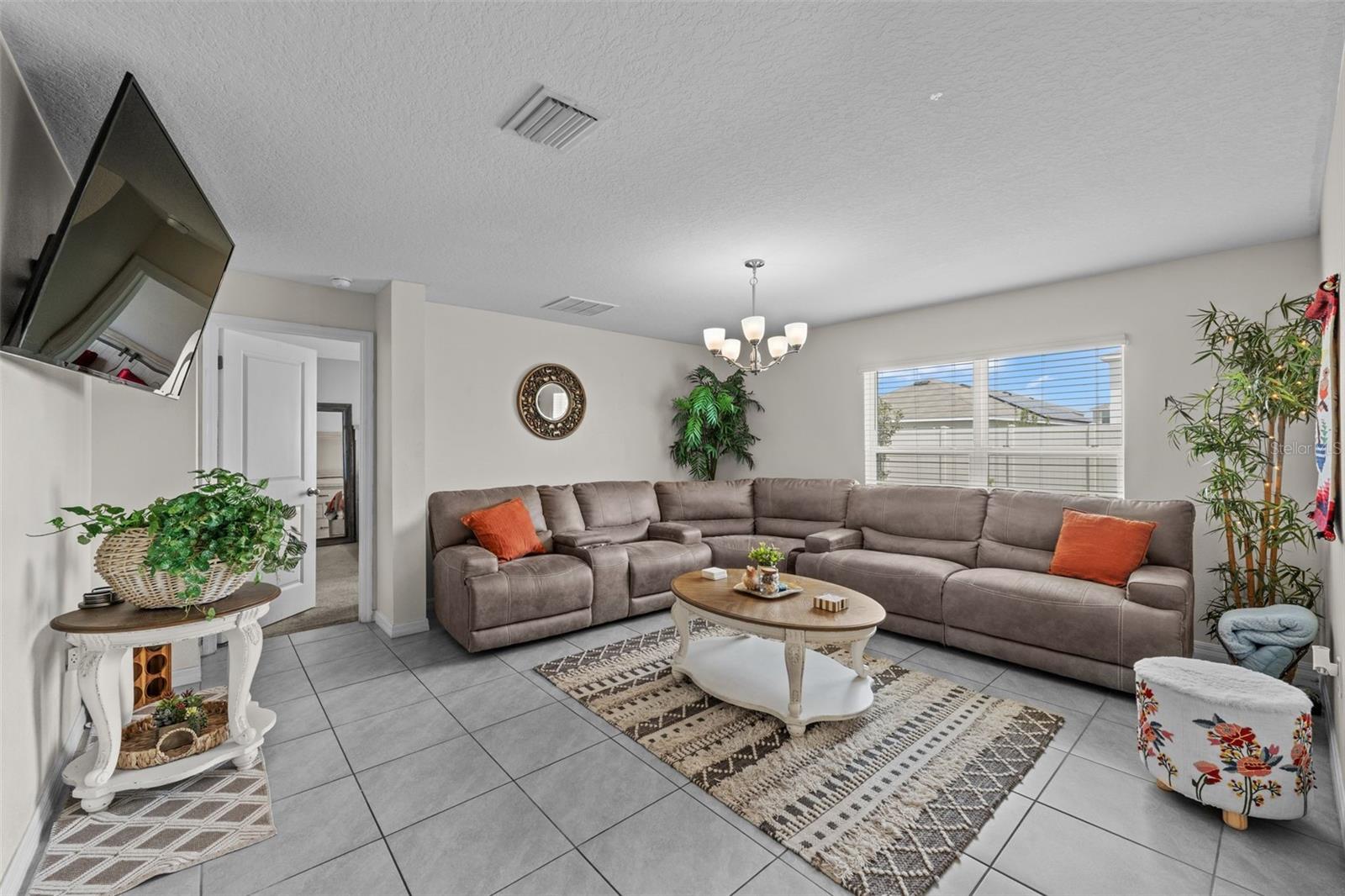 Photo 4 of 16742 SUNBURST LAKE ST