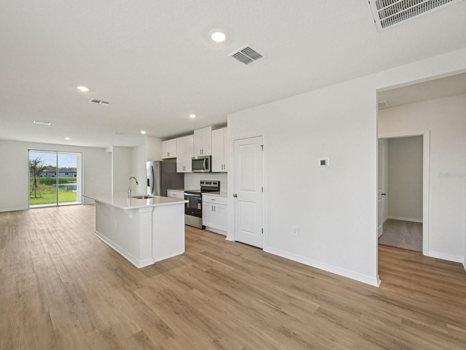 Photo 3 of 17411 GREEN GROOVE DR