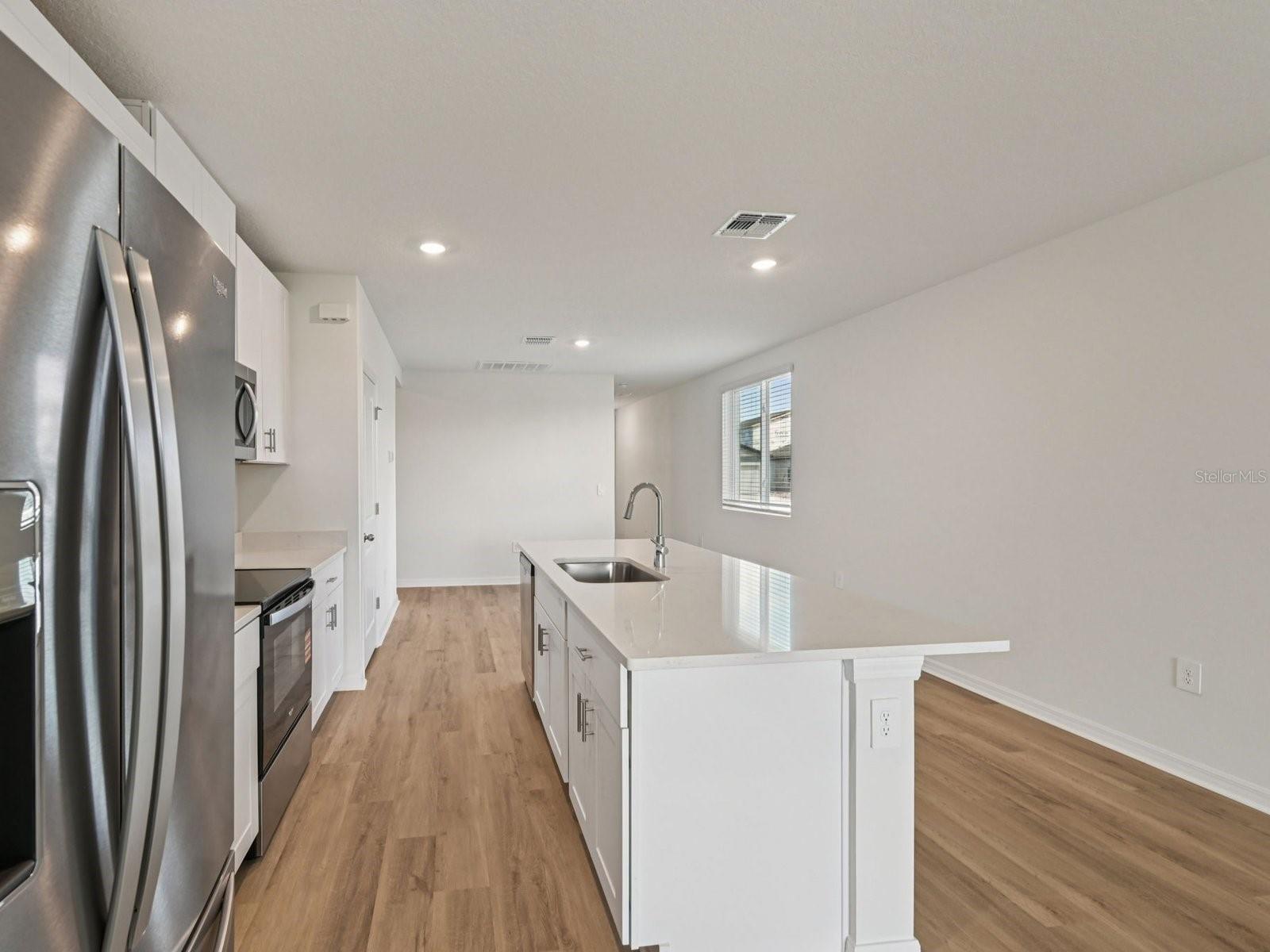 Photo 6 of 17411 GREEN GROOVE DR