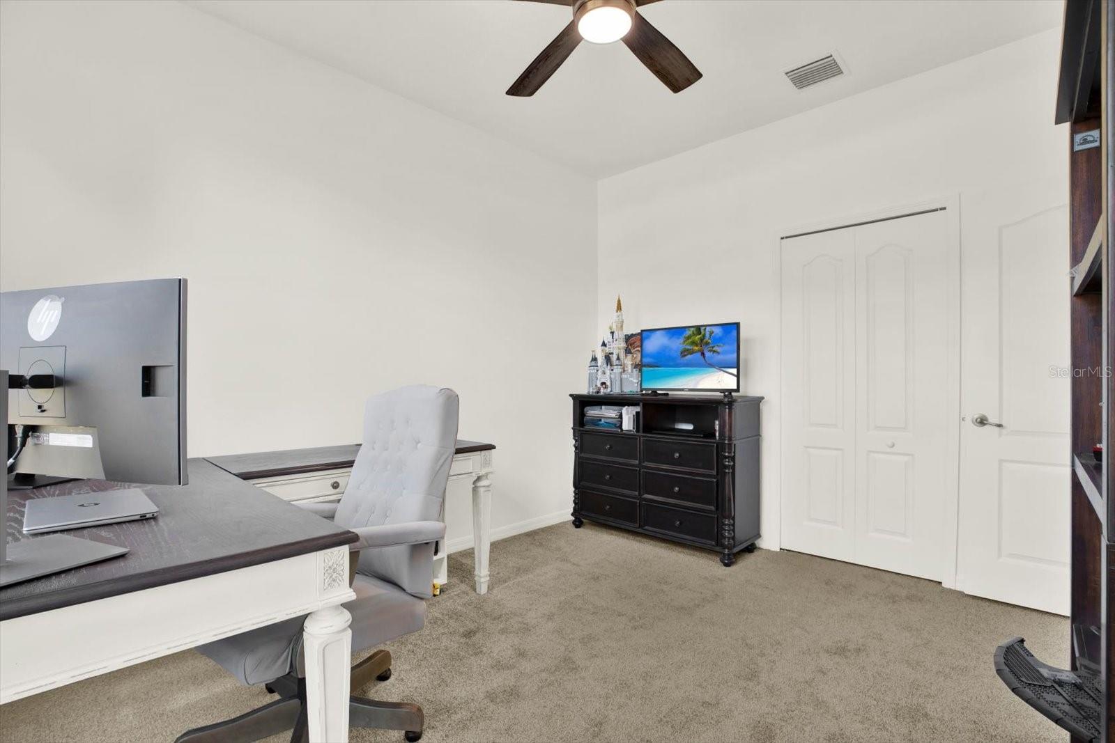 Photo 7 of 4023 HUNTINGDALE CT
