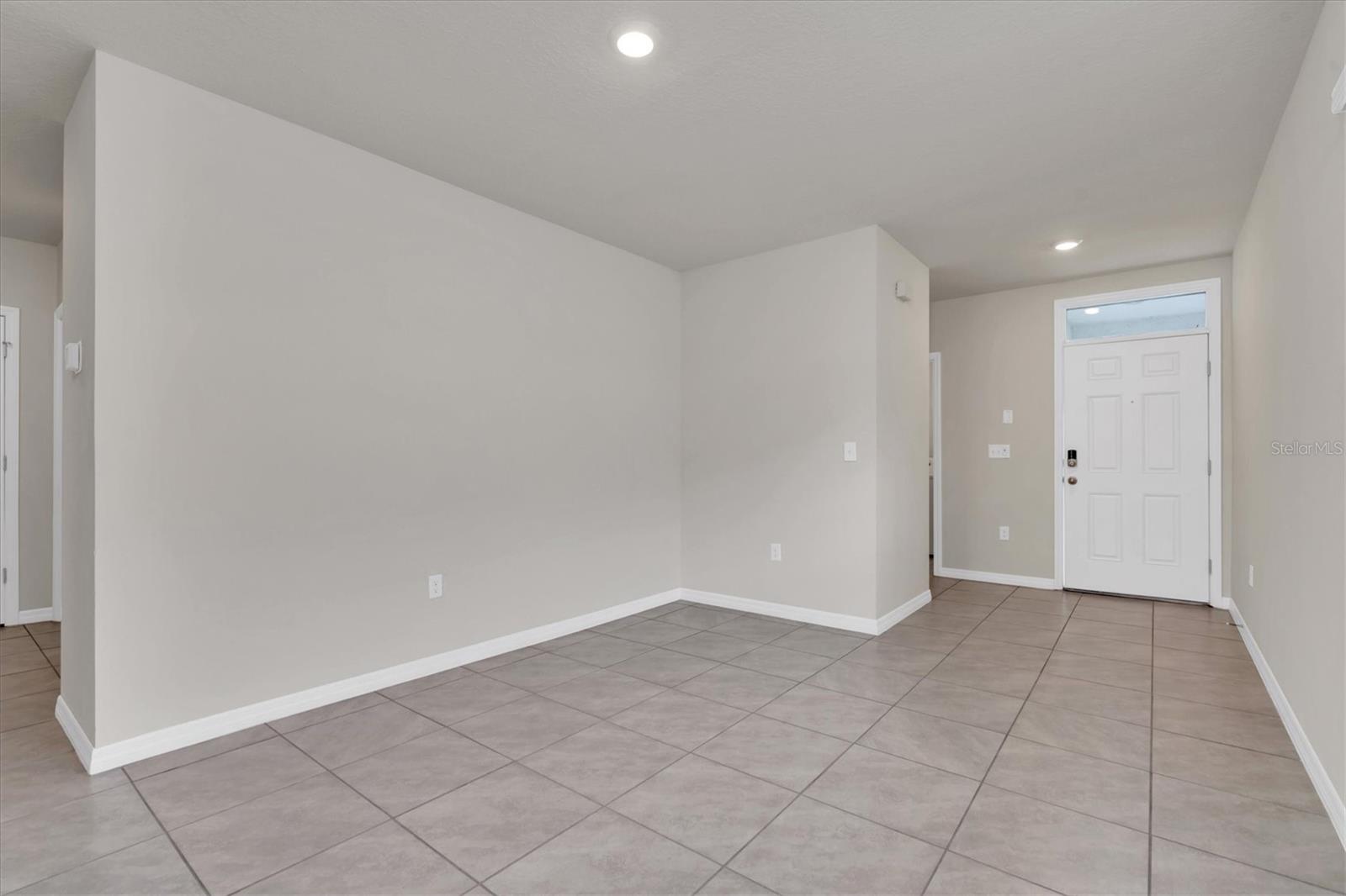 Photo 6 of 17070 OVAL RUM DR