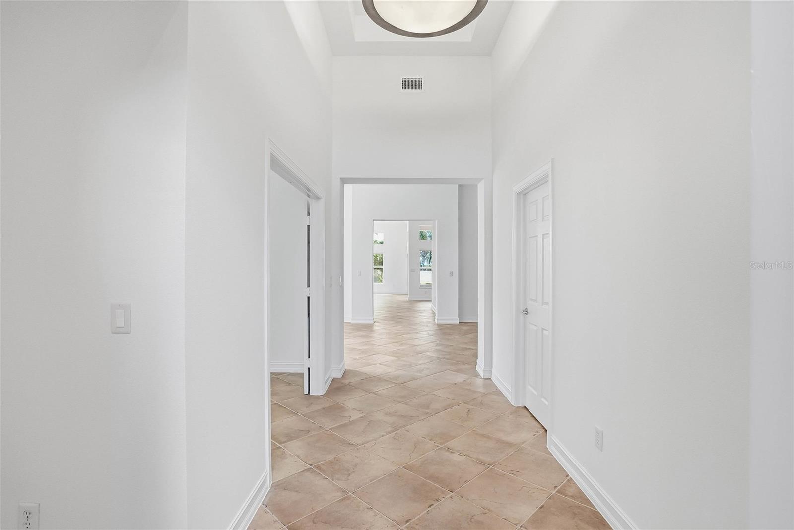 Photo 6 of 5042 SANDY BROOK CIR