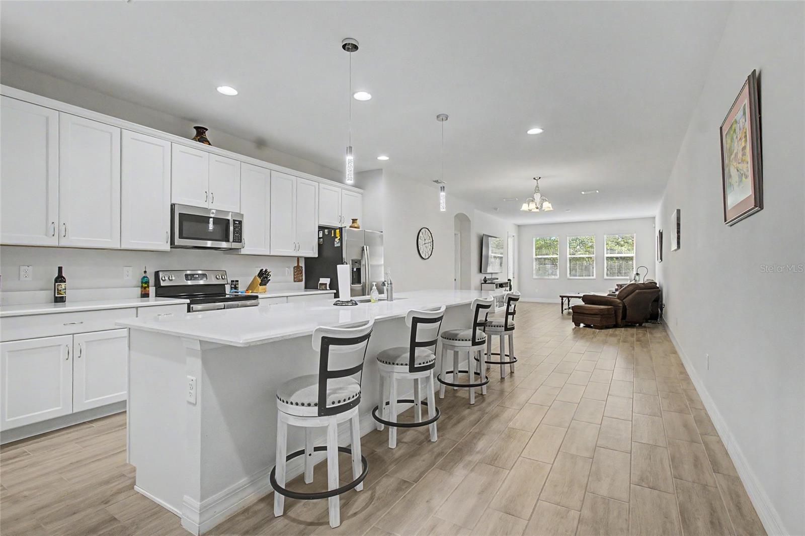 Photo 4 of 219 VILLA LUNA LN