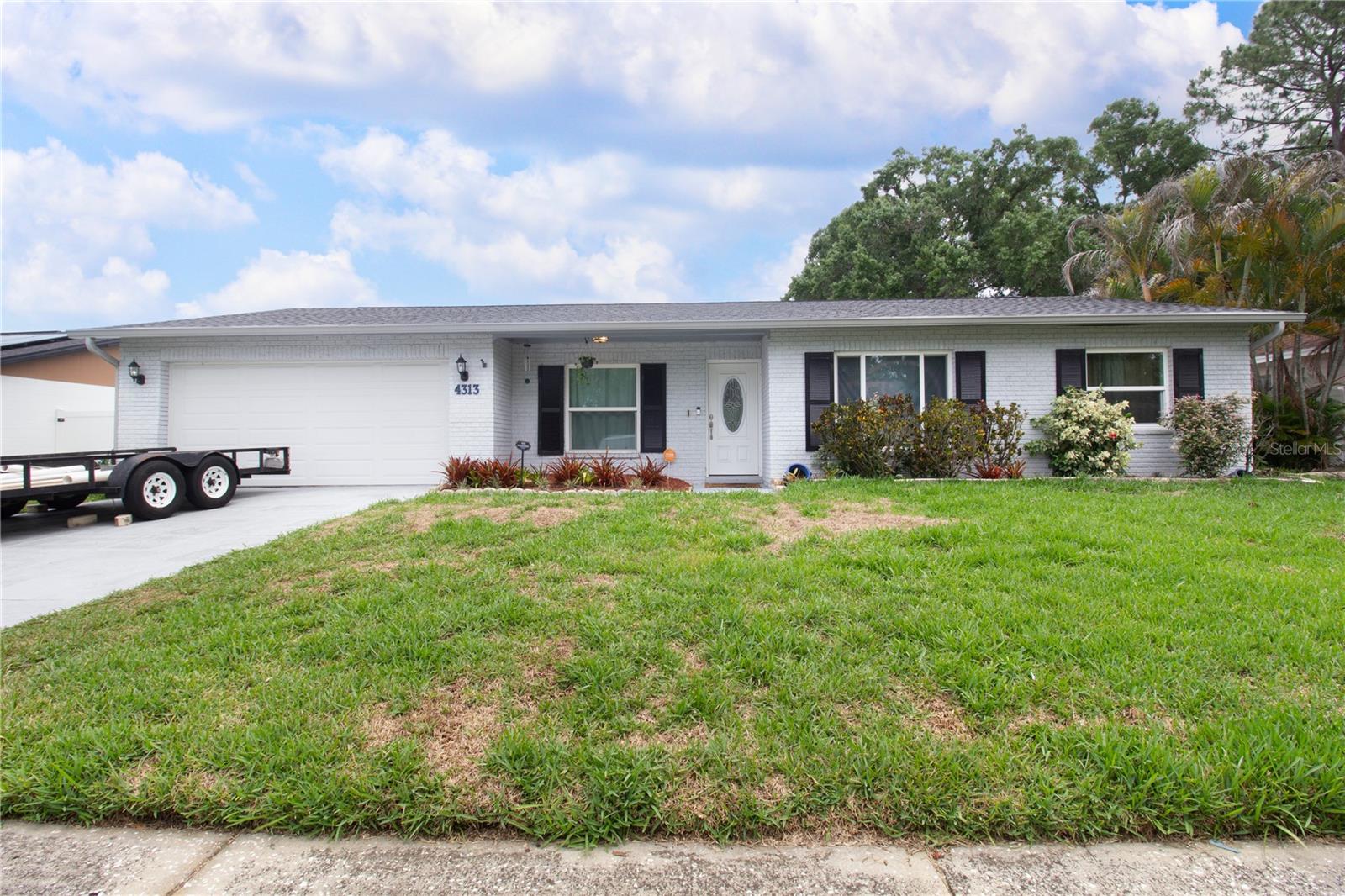 Photo of 4313 HOLLOW HILL DR