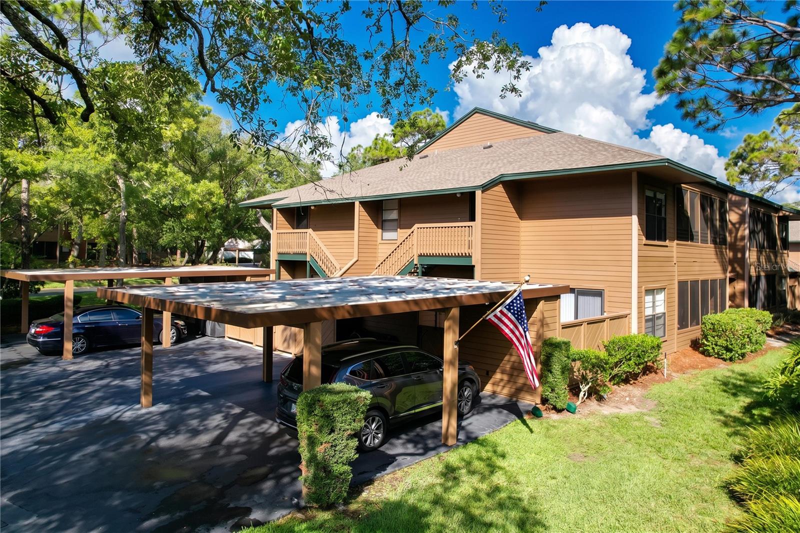 Photo of 1006 LENNOX RD W #1006