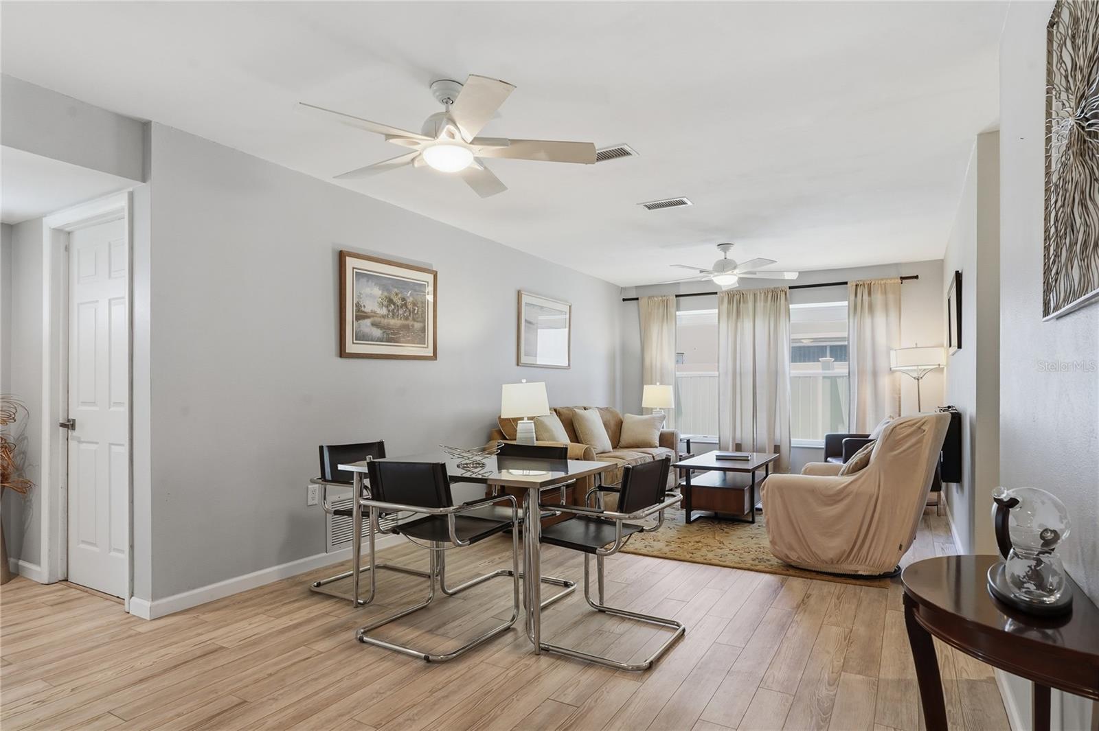 Photo 6 of 1634 DALE CIR N