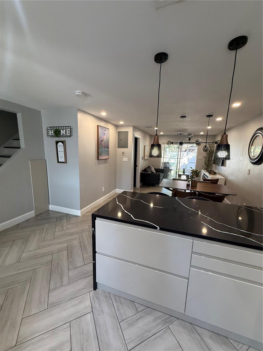 Photo 7 of 10021 N 53RD ST