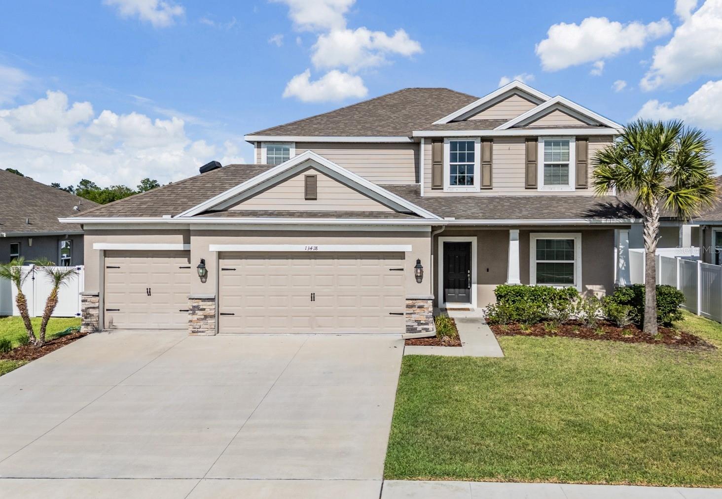 Photo of 13418 LAKEVIEW OAKS LN