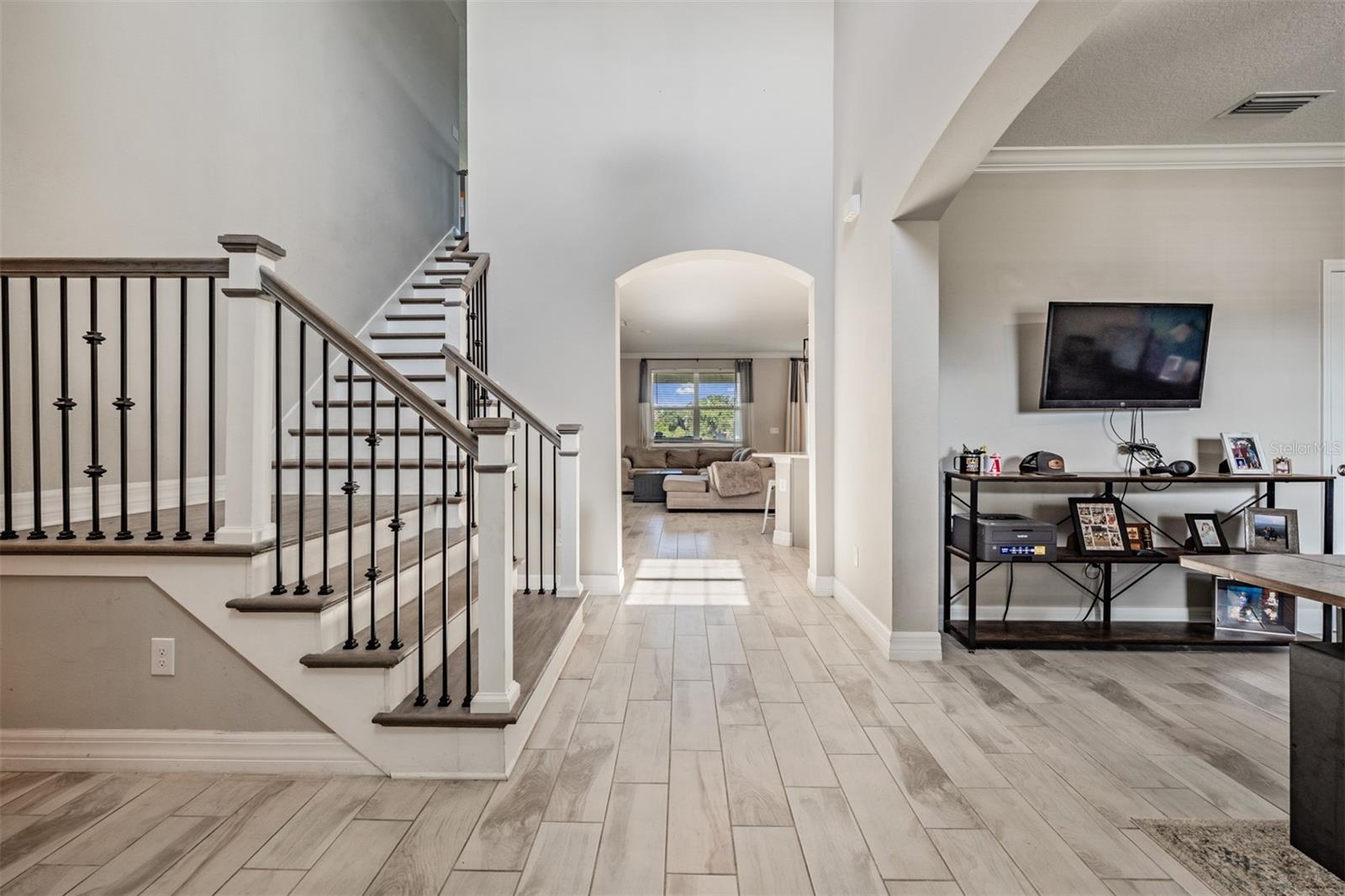 Photo 5 of 13418 LAKEVIEW OAKS LN