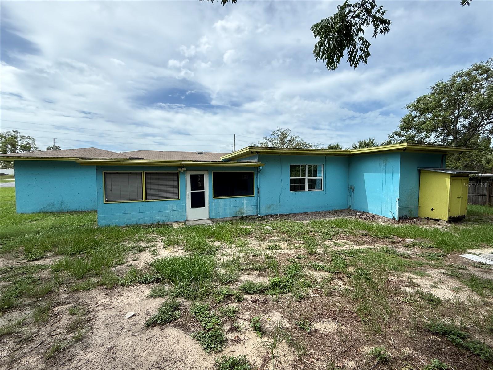 Photo 6 of 6093 ASHLAND DR