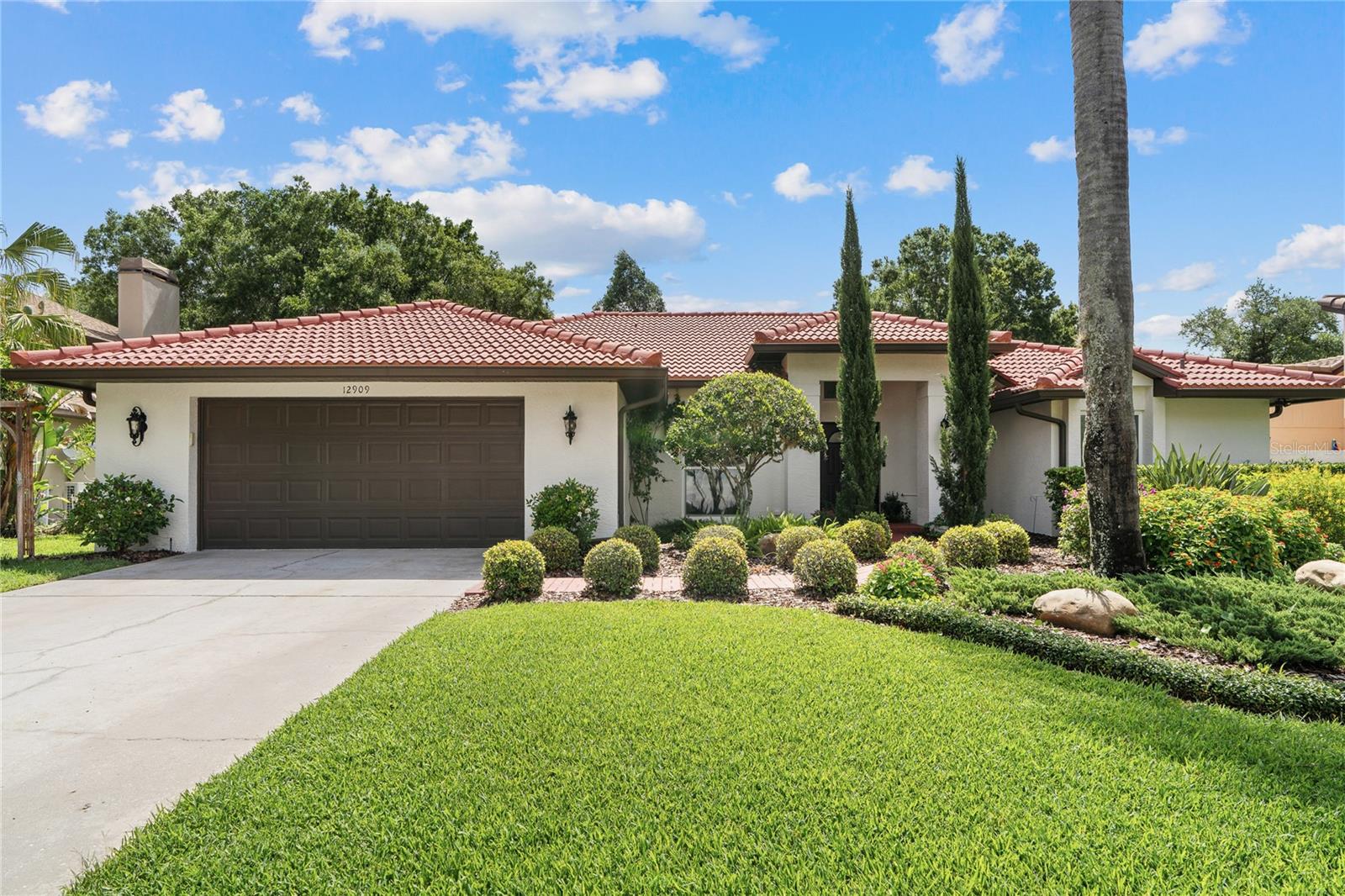 Photo 2 of 12909 CINNIMON PL