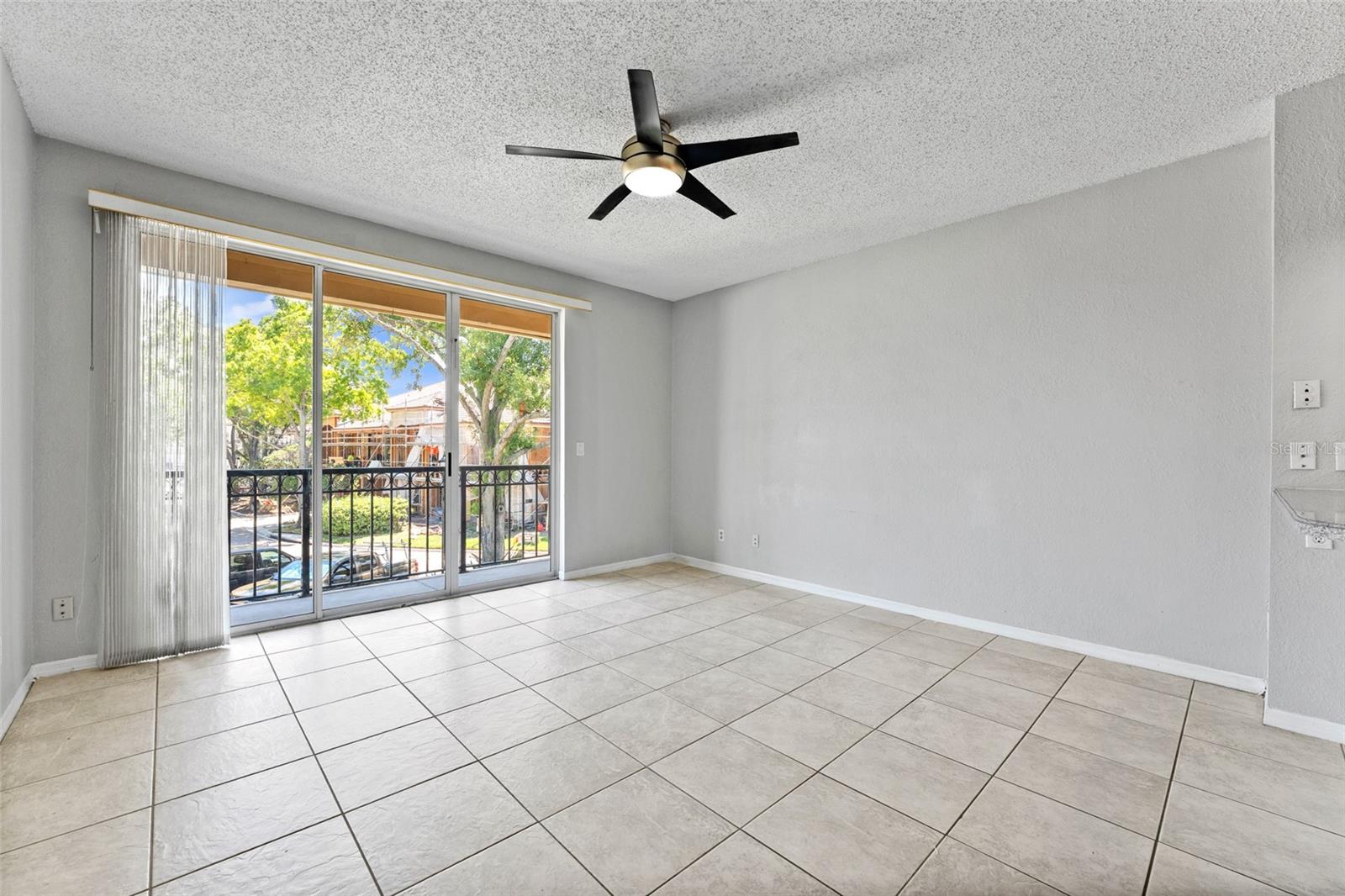 Photo 6 of 603 ARBOR LAKE LN