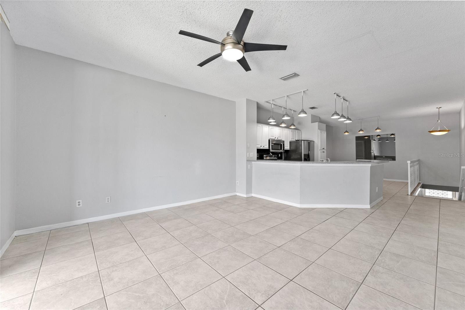 Photo 7 of 603 ARBOR LAKE LN