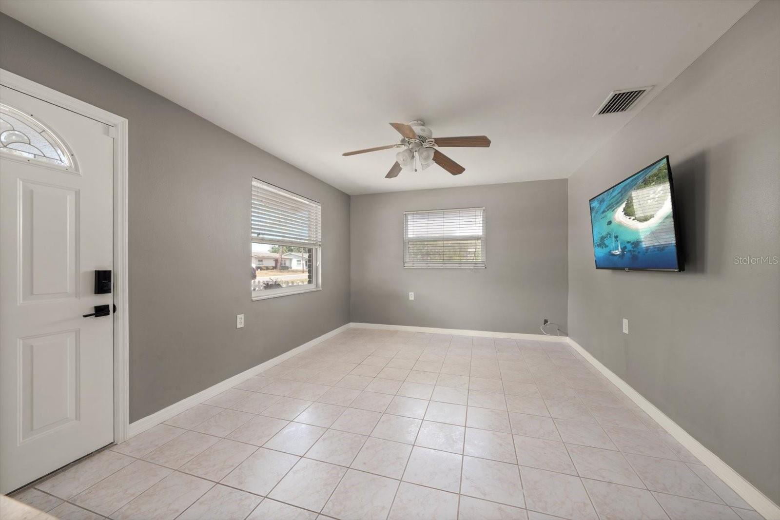 Photo 4 of 766 90TH AVE N