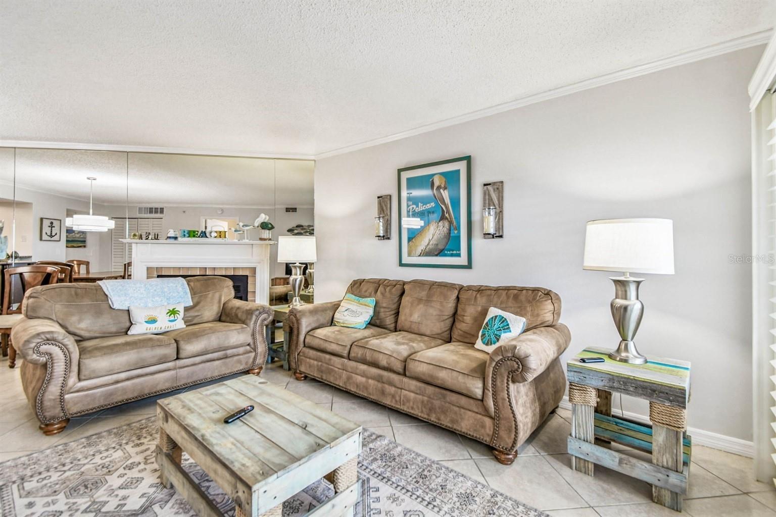 Photo 4 of 18400 GULF BLVD #1301