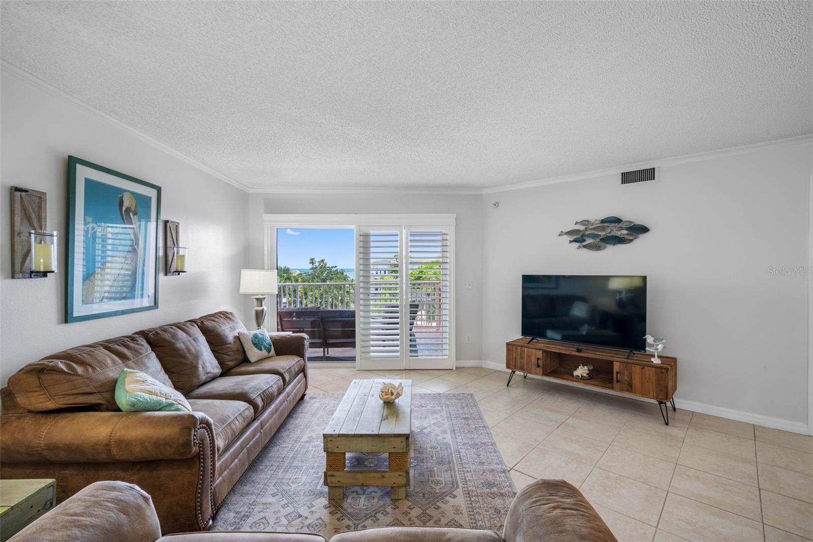 Photo 6 of 18400 GULF BLVD #1301