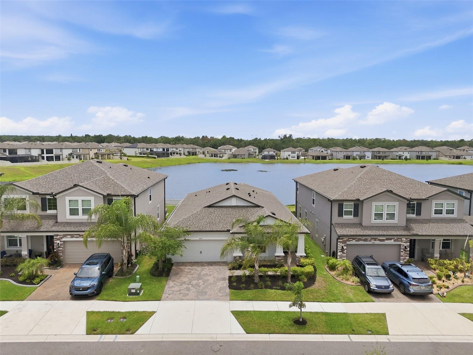 Photo 6 of 5059 BROMELIAD AVE