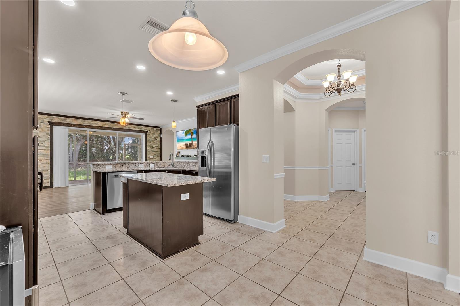 Photo 5 of 17433 NEW CROSS CIR