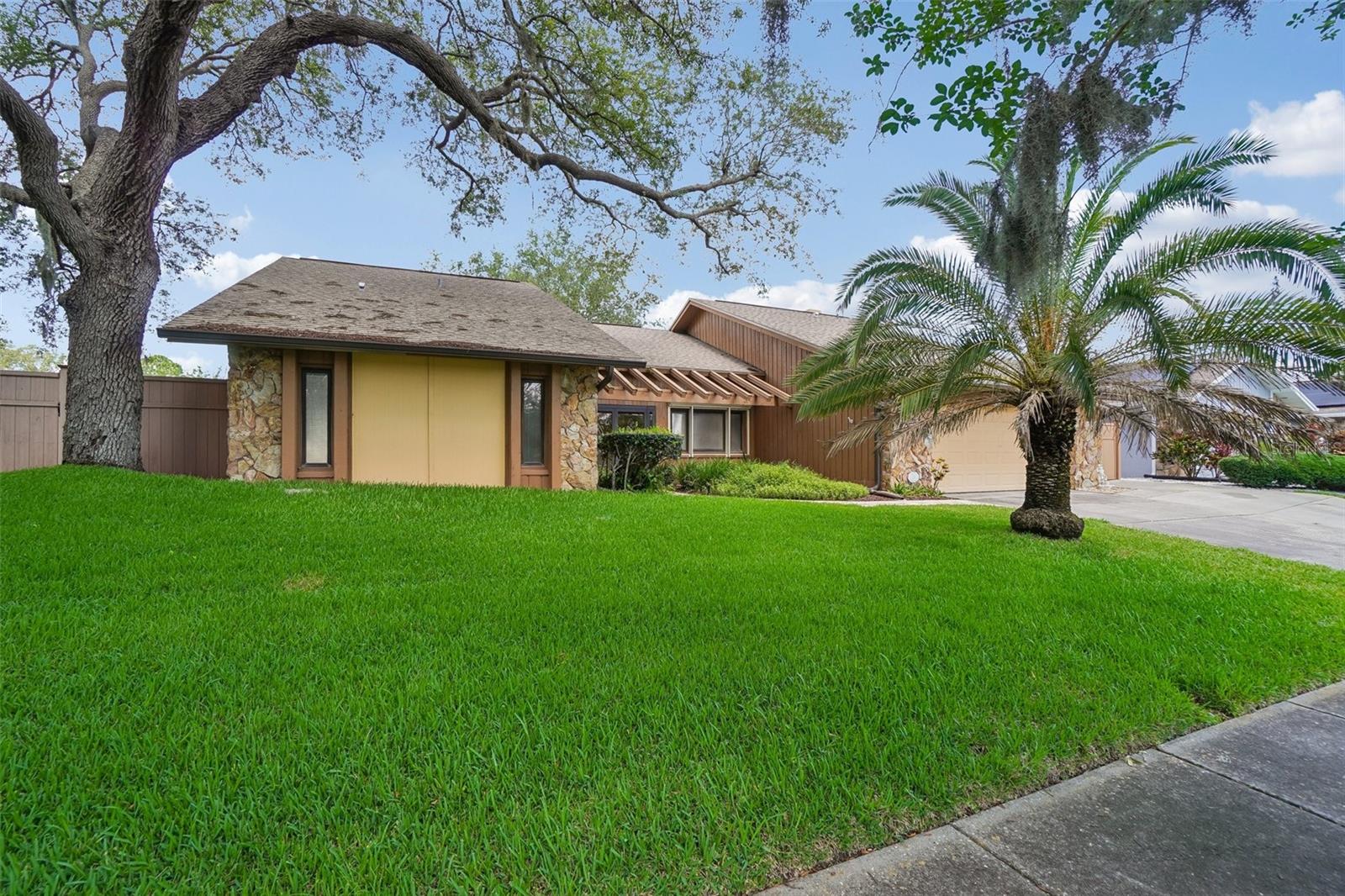 Photo of 1168 ENISWOOD PKWY