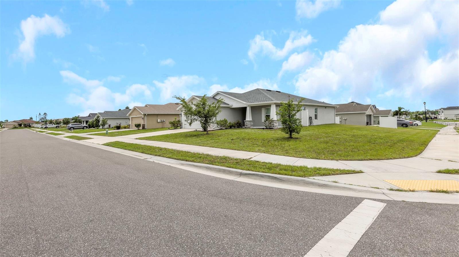 Photo 5 of 3134 58TH WAY E