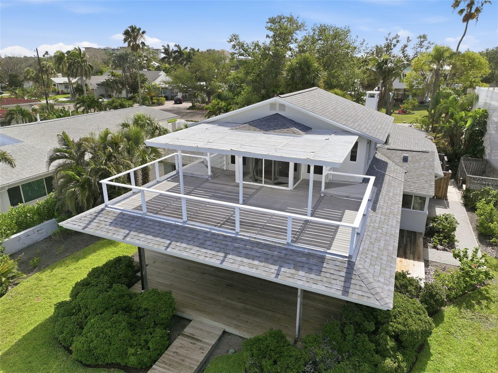 Photo 4 of 1832 VENETIAN POINT DR