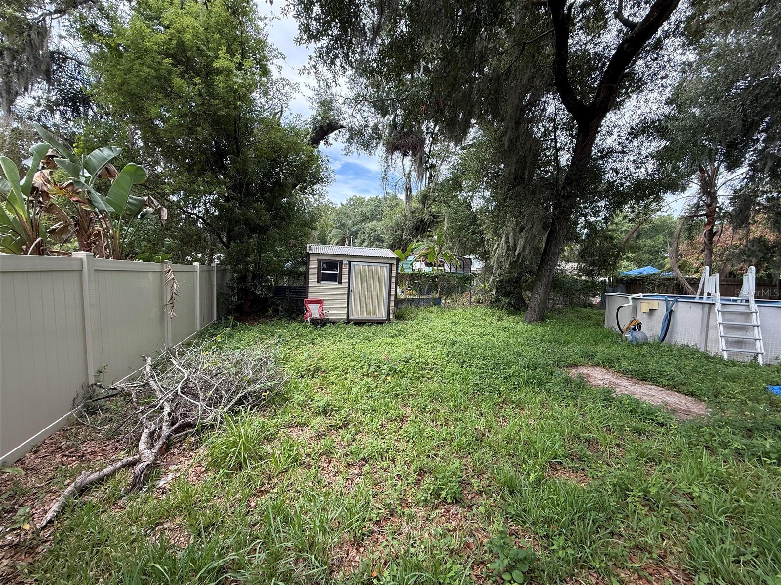 Photo 4 of 1311 E SLIGH AVE