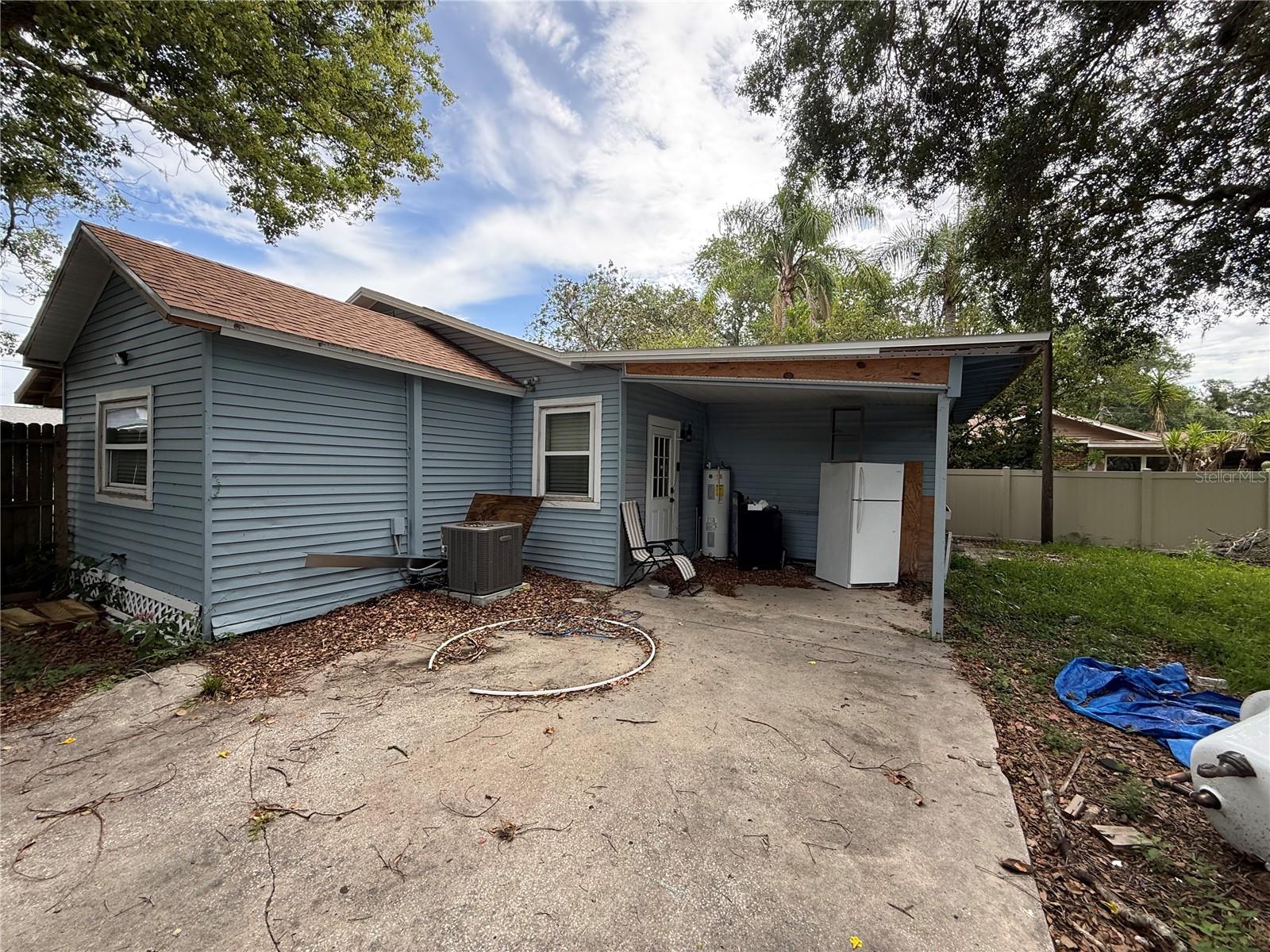 Photo 6 of 1311 E SLIGH AVE