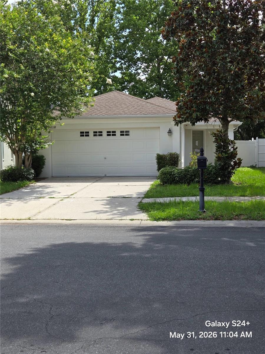 Photo 3 of 10116 PERTHSHIRE CIR