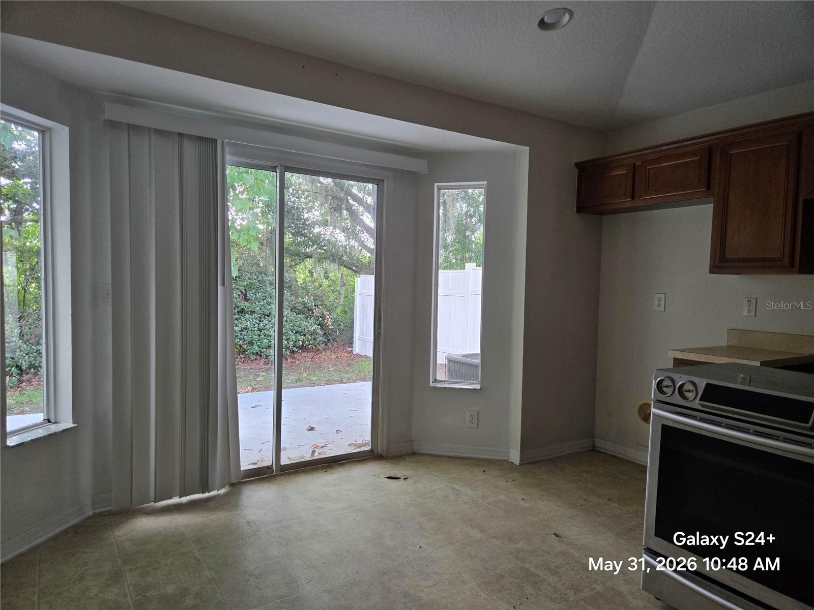 Photo 6 of 10116 PERTHSHIRE CIR