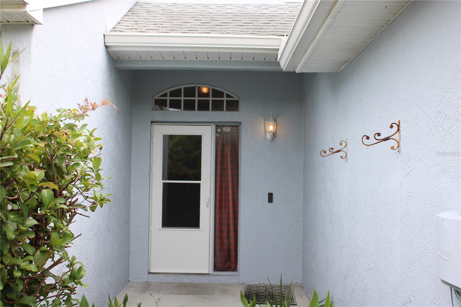 Photo 2 of 202 HEMINGWAY DR