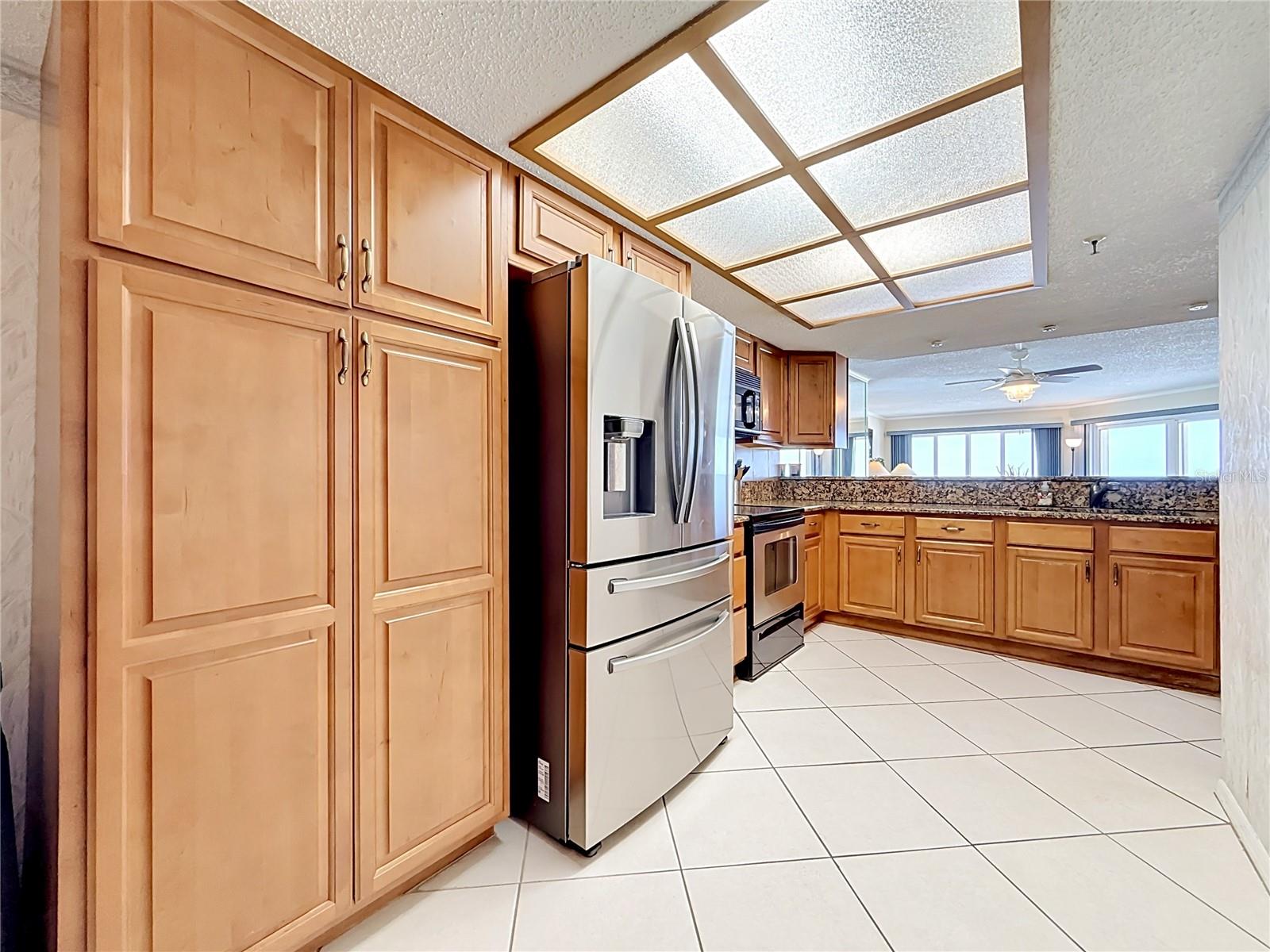 Photo 7 of 18400 GULF BLVD #1108