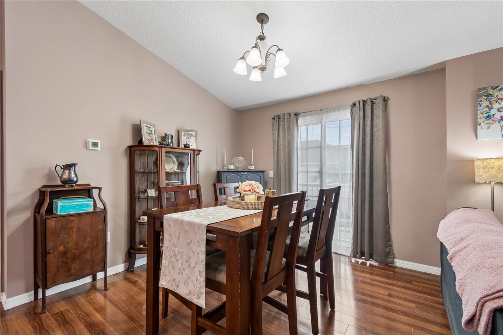 Photo 6 of 604 51ST AVE N