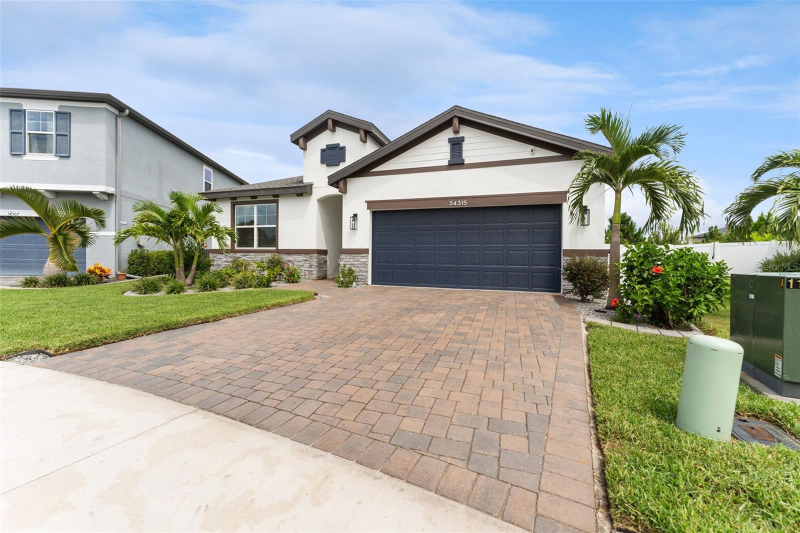 Photo 7 of 34315 RADLEY WAY