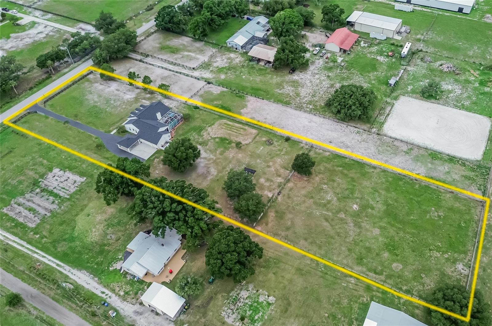 Photo 4 of 18622 DORMAN RD