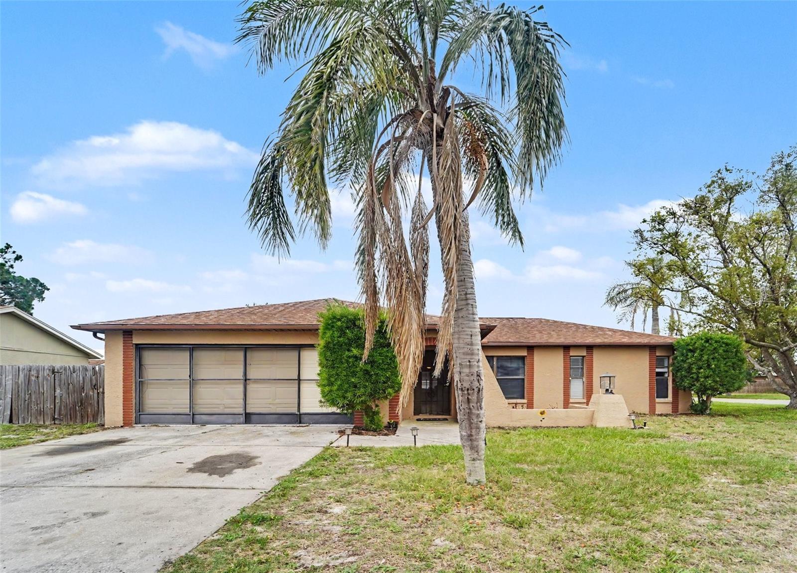 Photo of 1215 PERSIMMON DR