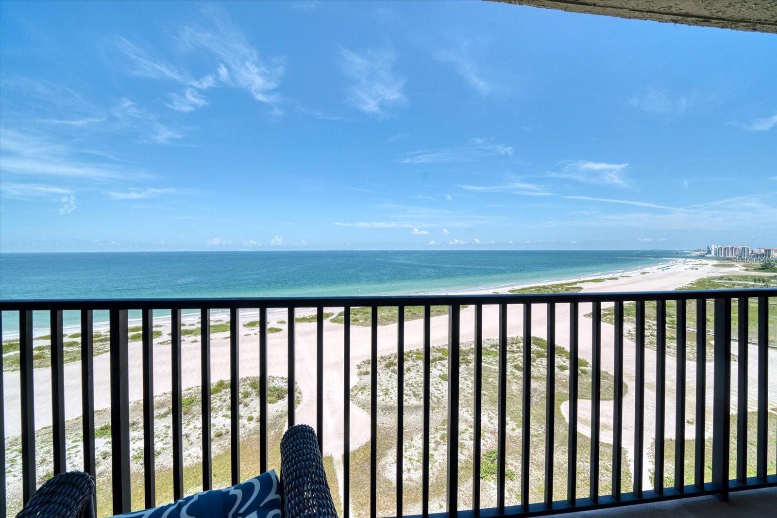 Photo 4 of 1290 GULF BLVD #1506