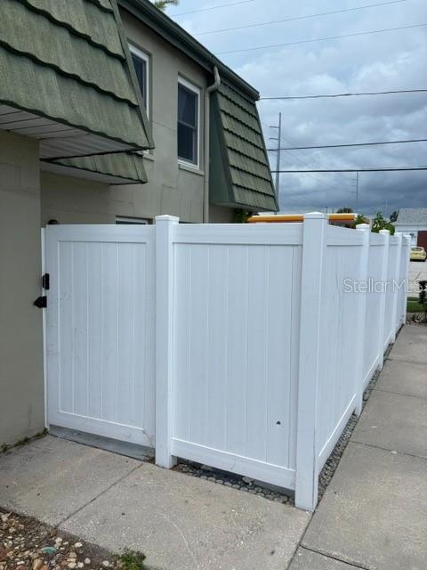 Photo 2 of 1799 N HIGHLAND AVE #3