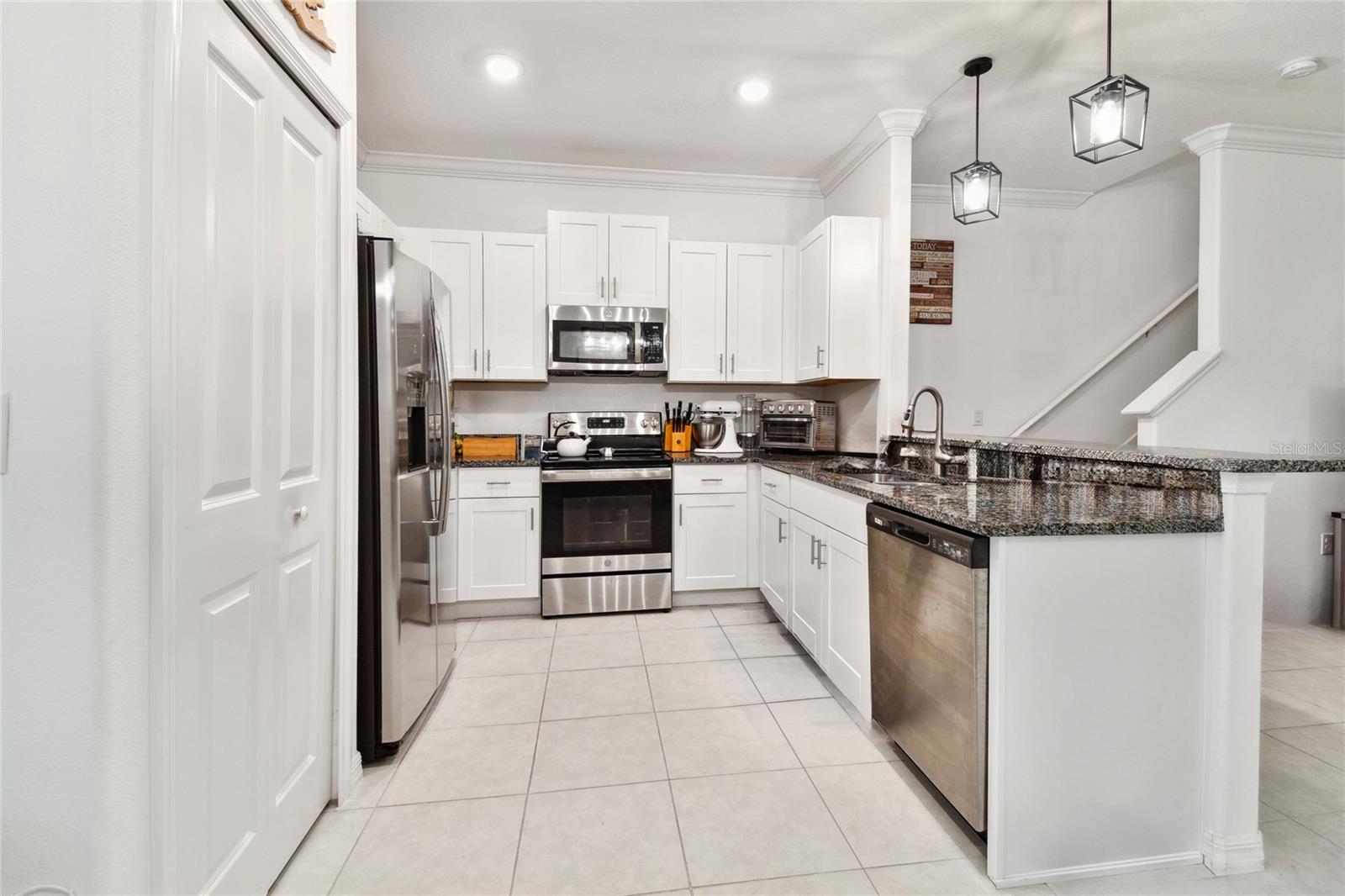 Photo 7 of 30826 VERIDIAN WAY