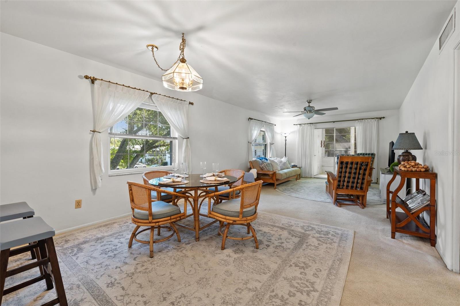 Photo 2 of 200 GLENNES LN #215