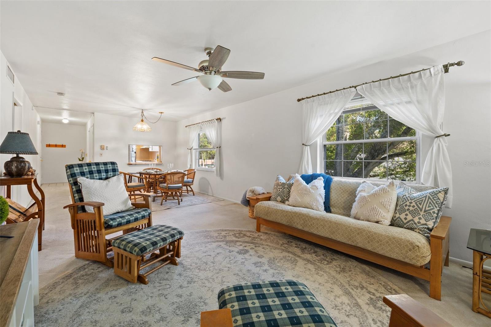 Photo 3 of 200 GLENNES LN #215