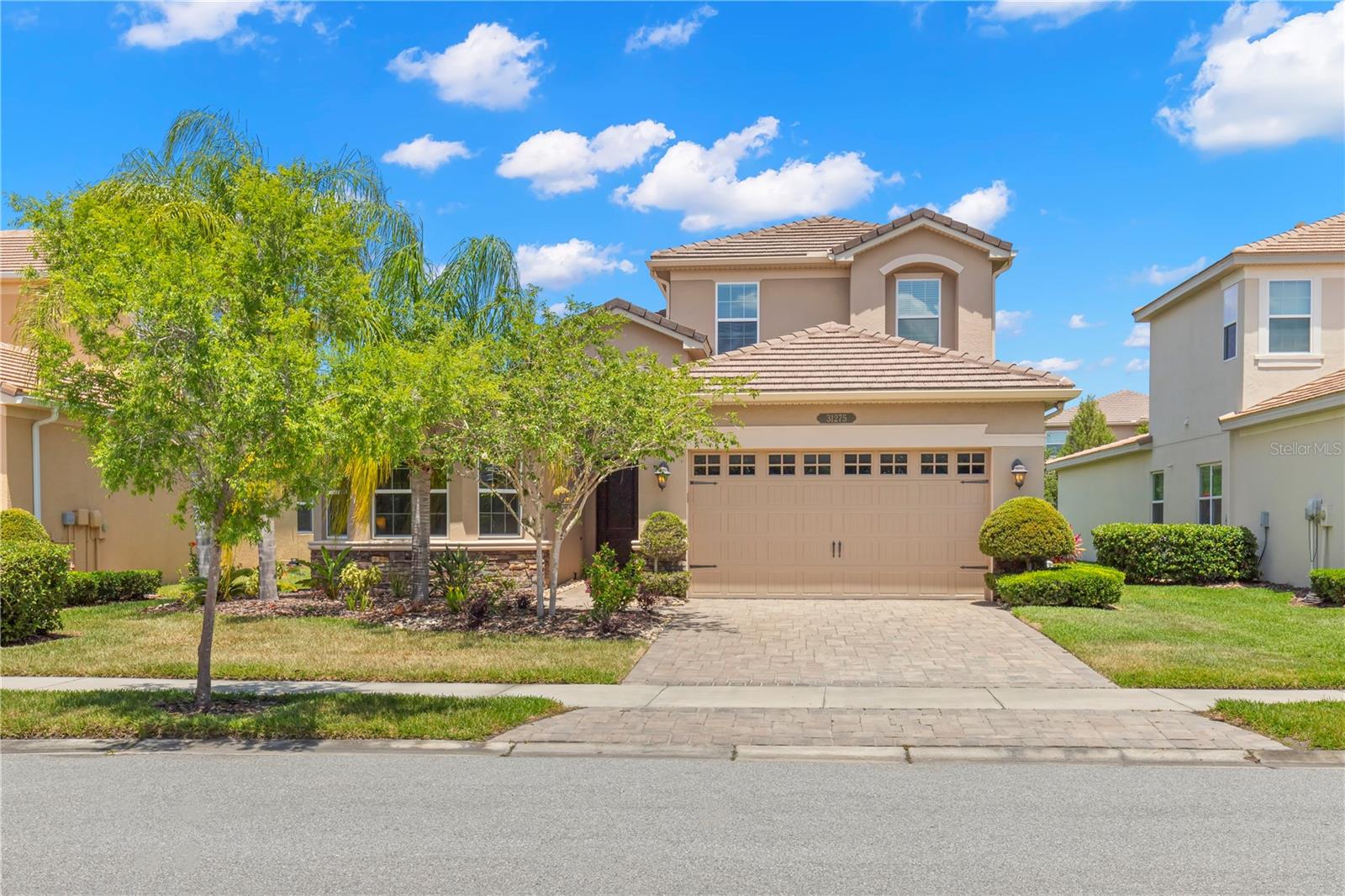 Photo 2 of 31275 SPRUCEBERRY CT